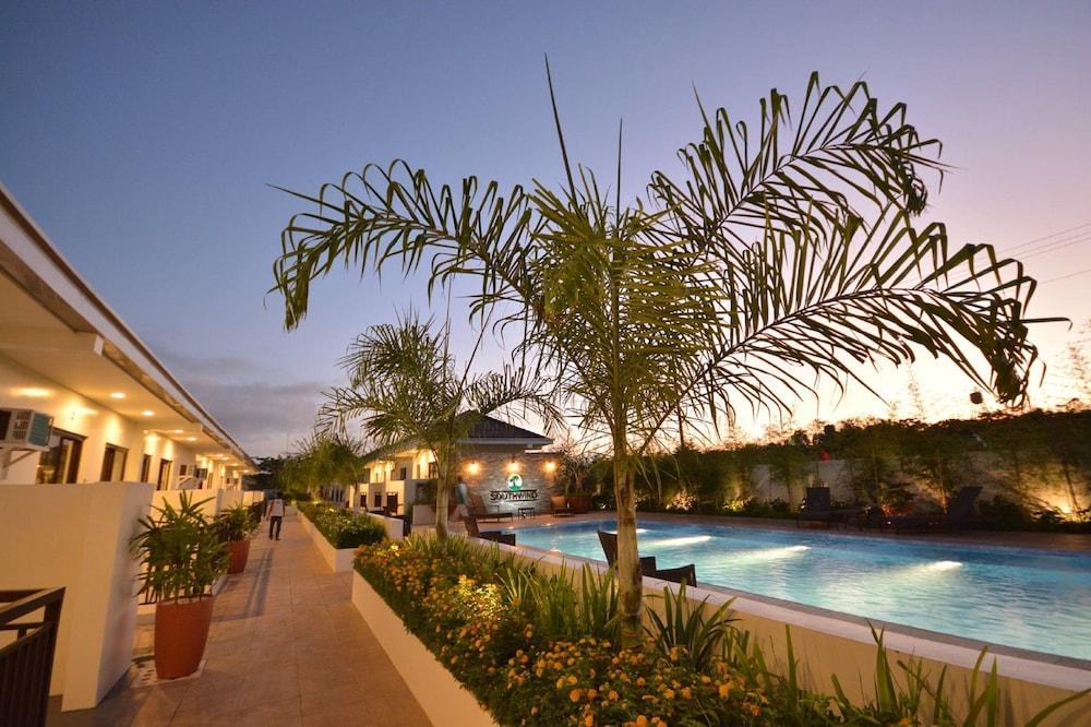 Отель Southwind Palawan Пуэрто-Принцеса Экстерьер фото